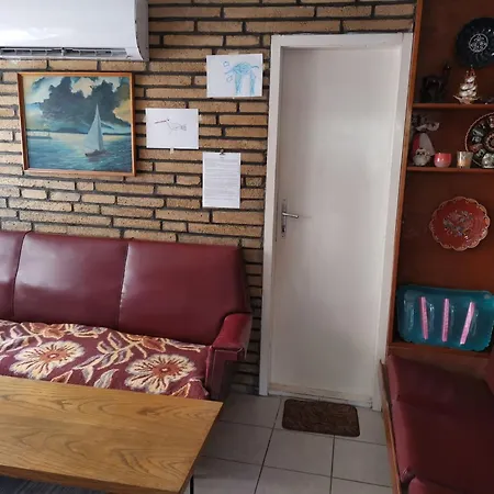 Gasthuis Zakkant-lak